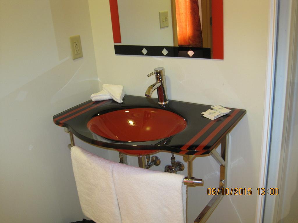 Stay Inn And Suites Niagarawatervallen Kamer foto