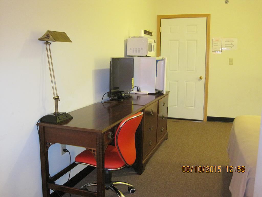 Stay Inn And Suites Niagarawatervallen Kamer foto